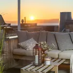 Two Bedroom Penthouse With Large Living And Rooftop In The Centre Of Leilighet Trondheim